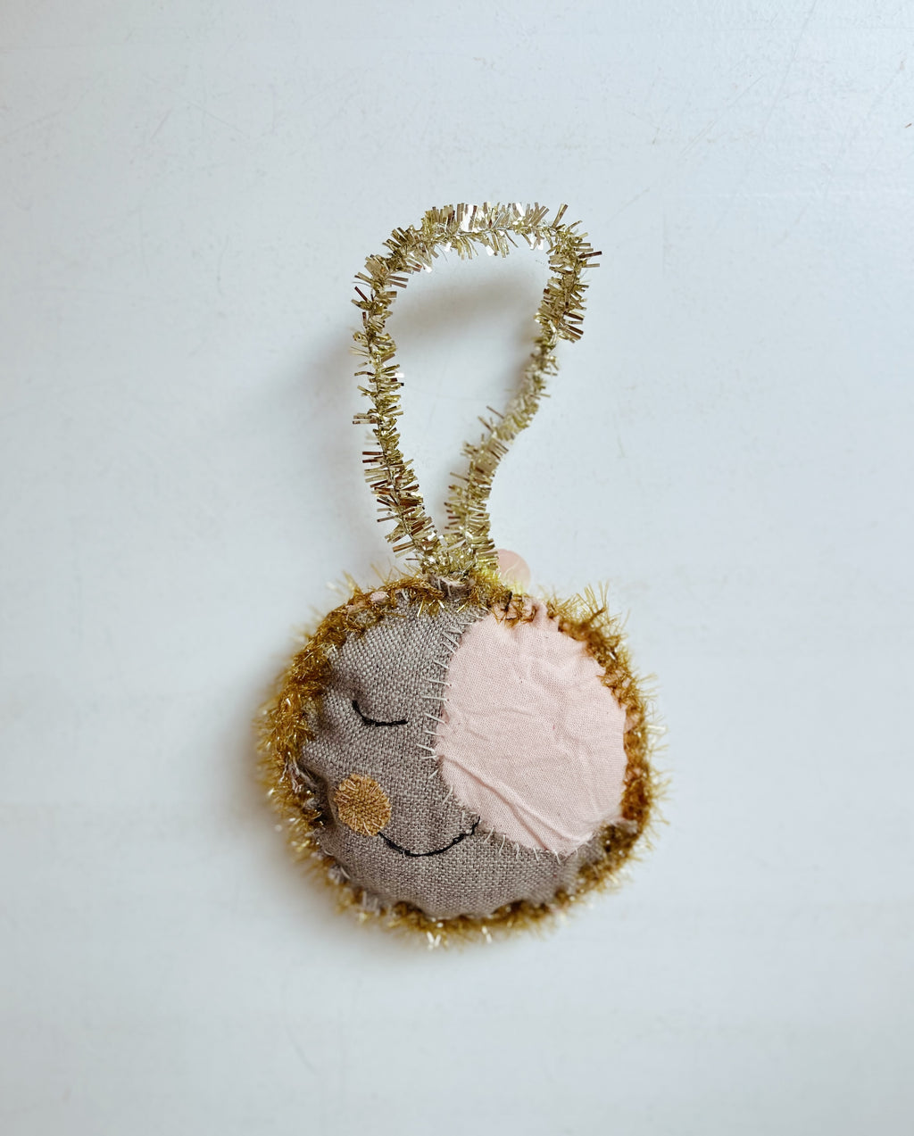 Rund Måne Ornament / Lyserød