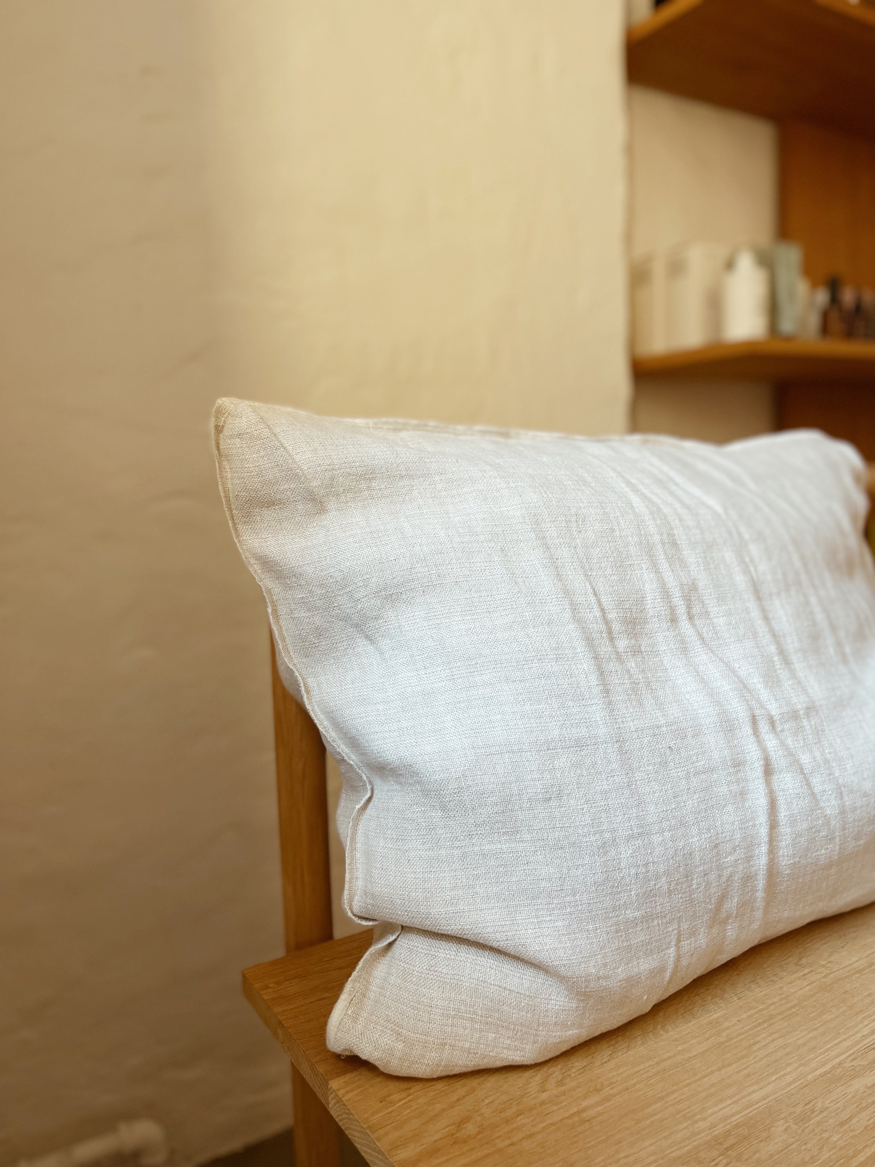 Linen Pillow Case / Structured / Eggshell