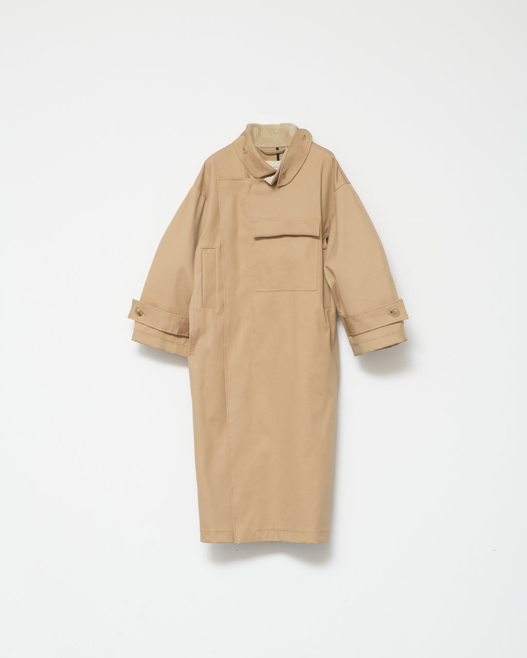 Water Resistant Coat / Beige