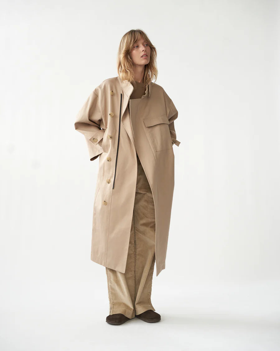 Water Resistant Coat / Cool Beige