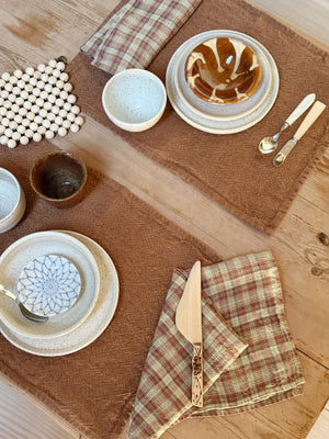 Heavy Linen Table Mat / Caramel