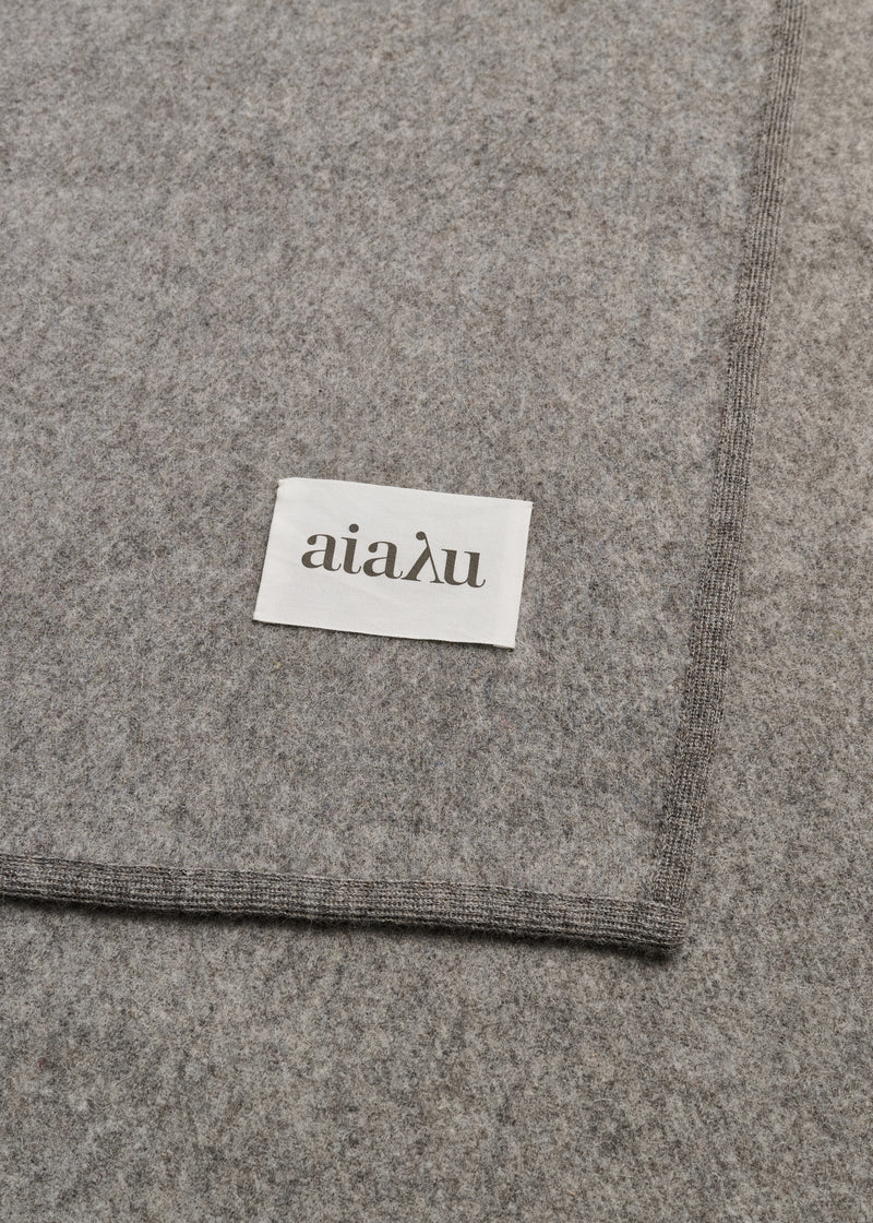 Edvin Wool Throw / Pure Grey