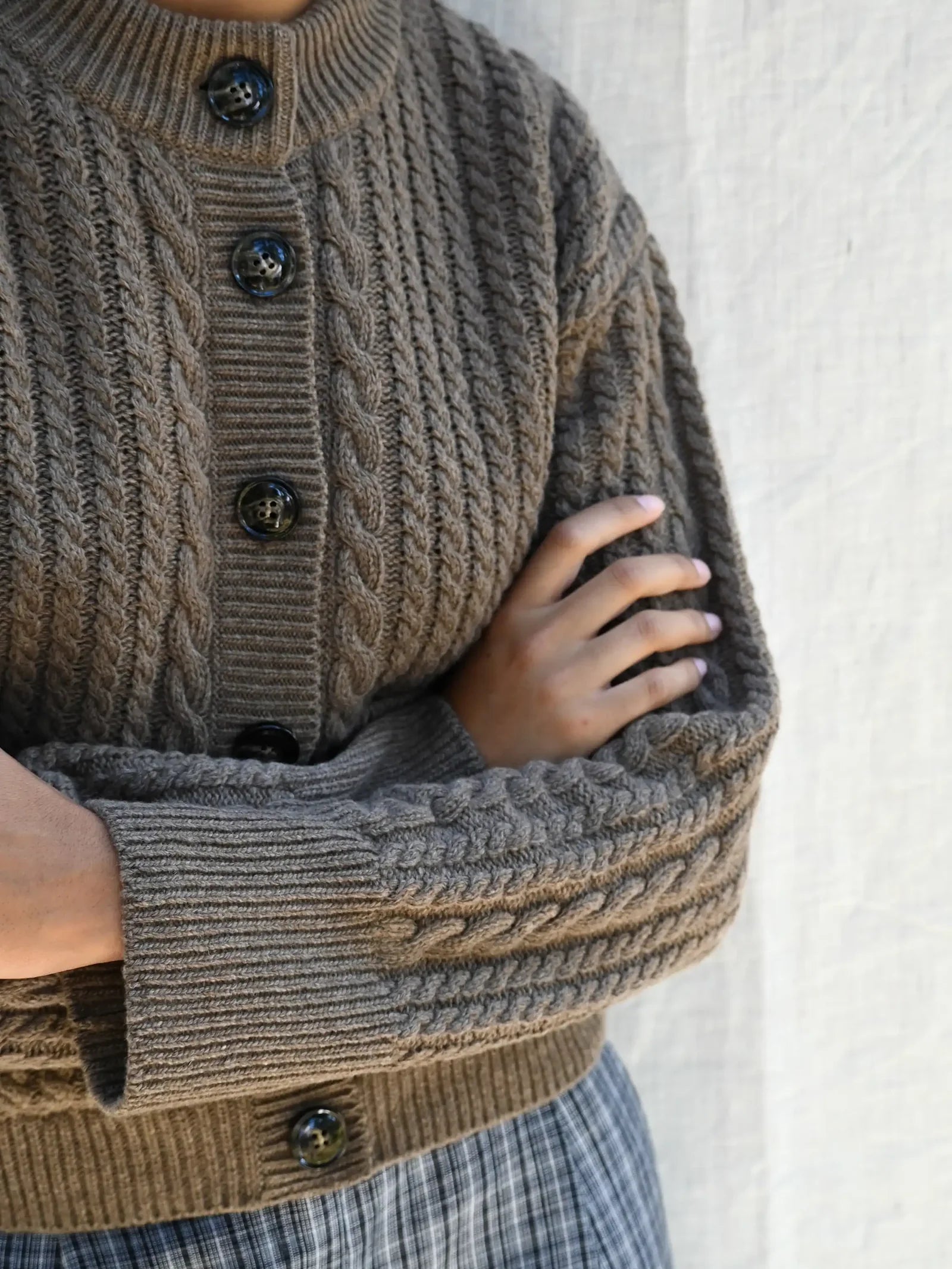 Gertrud Cable Cardigan / Coffee Melange