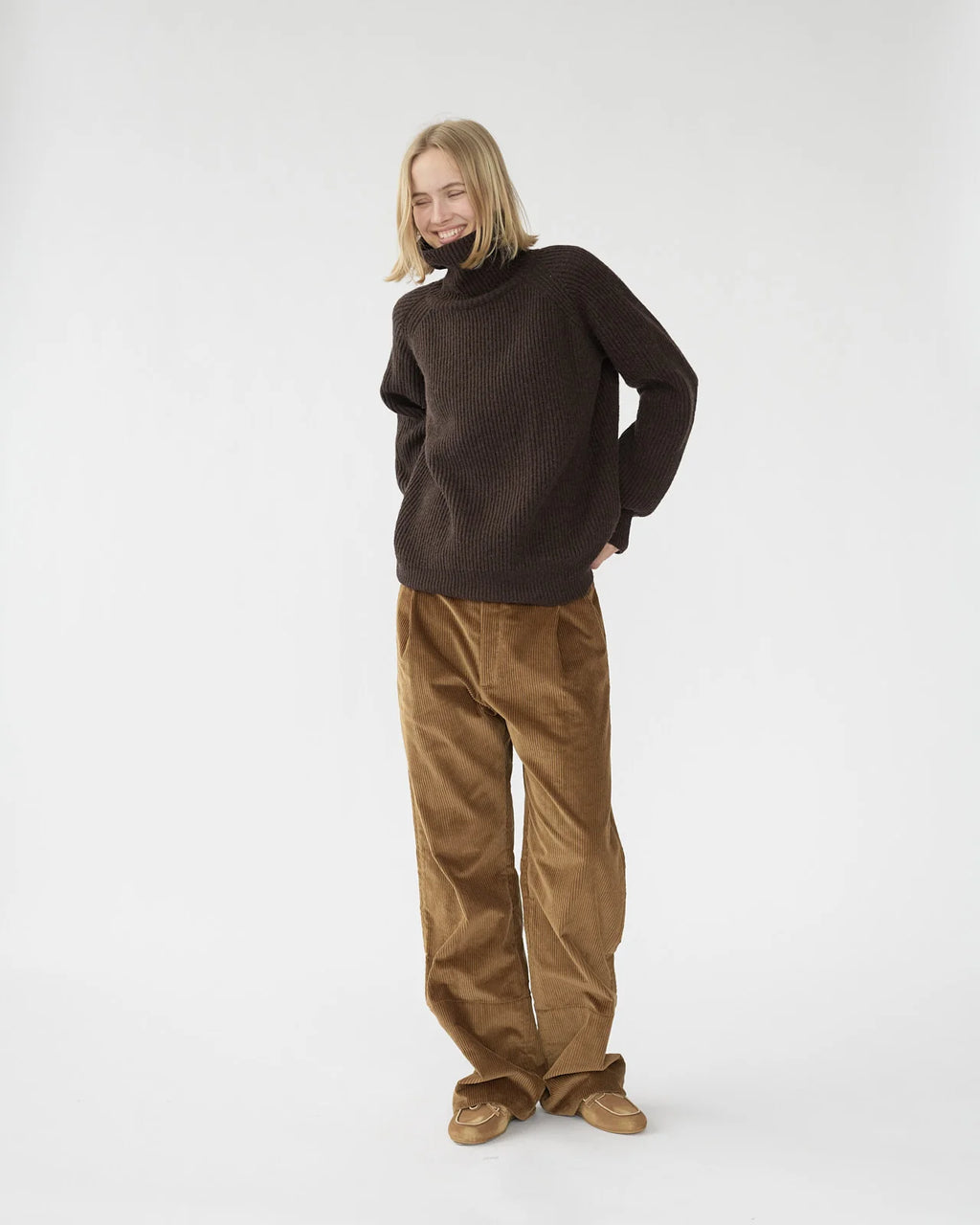 Shetland Wool Large Rib Crew-Neck Jumper / Brown