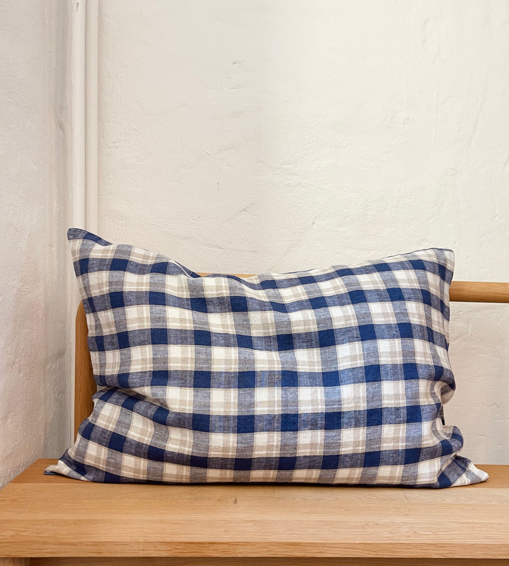 Linen Pillow Case 50x70 / Navy Hanky