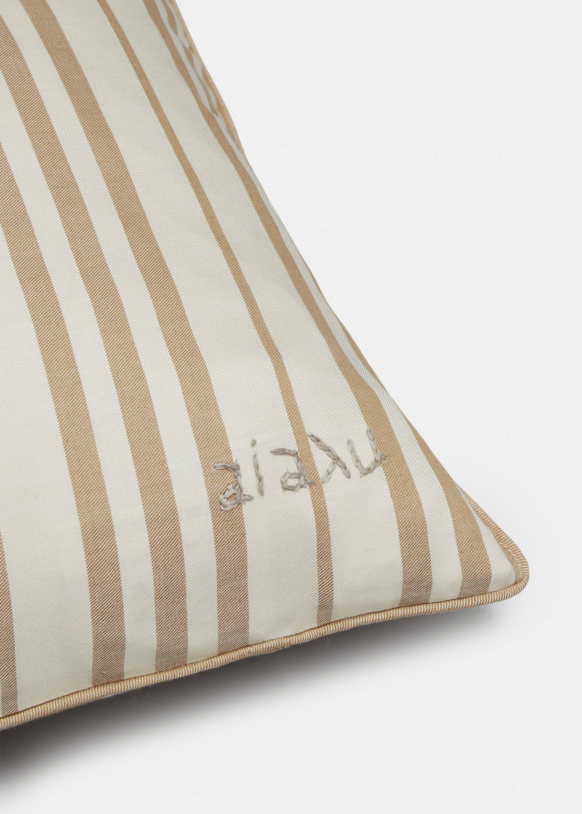 Marking Silk Pillow (40x60) / Mix Earth