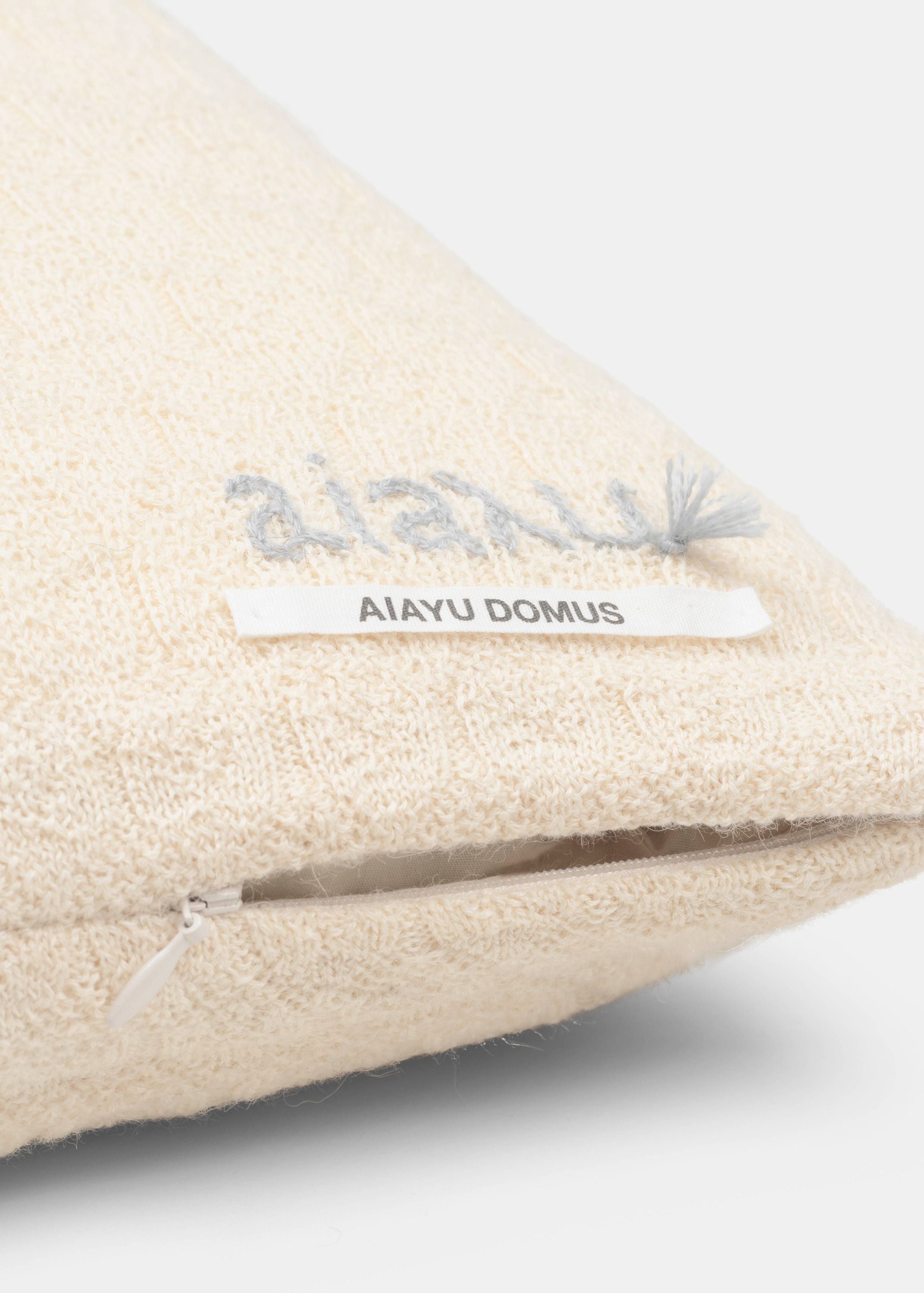 Raul Classic Pillow 50 x 50 / Albicant