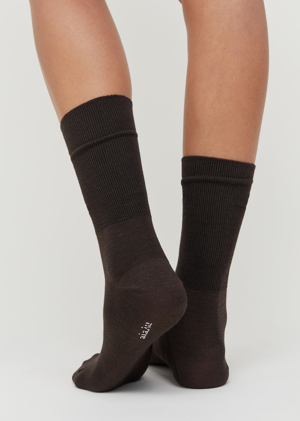Silk Socks / Dark Brown