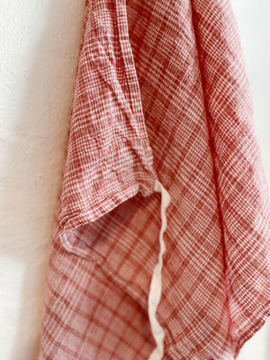 Linen Dish Towel / Red Checks