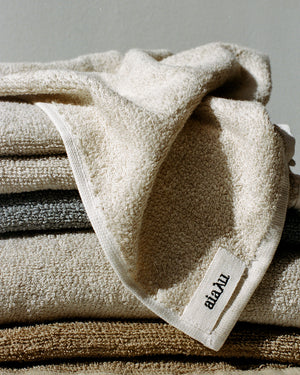 AIAYU Towel 70 x 140 / Saffron