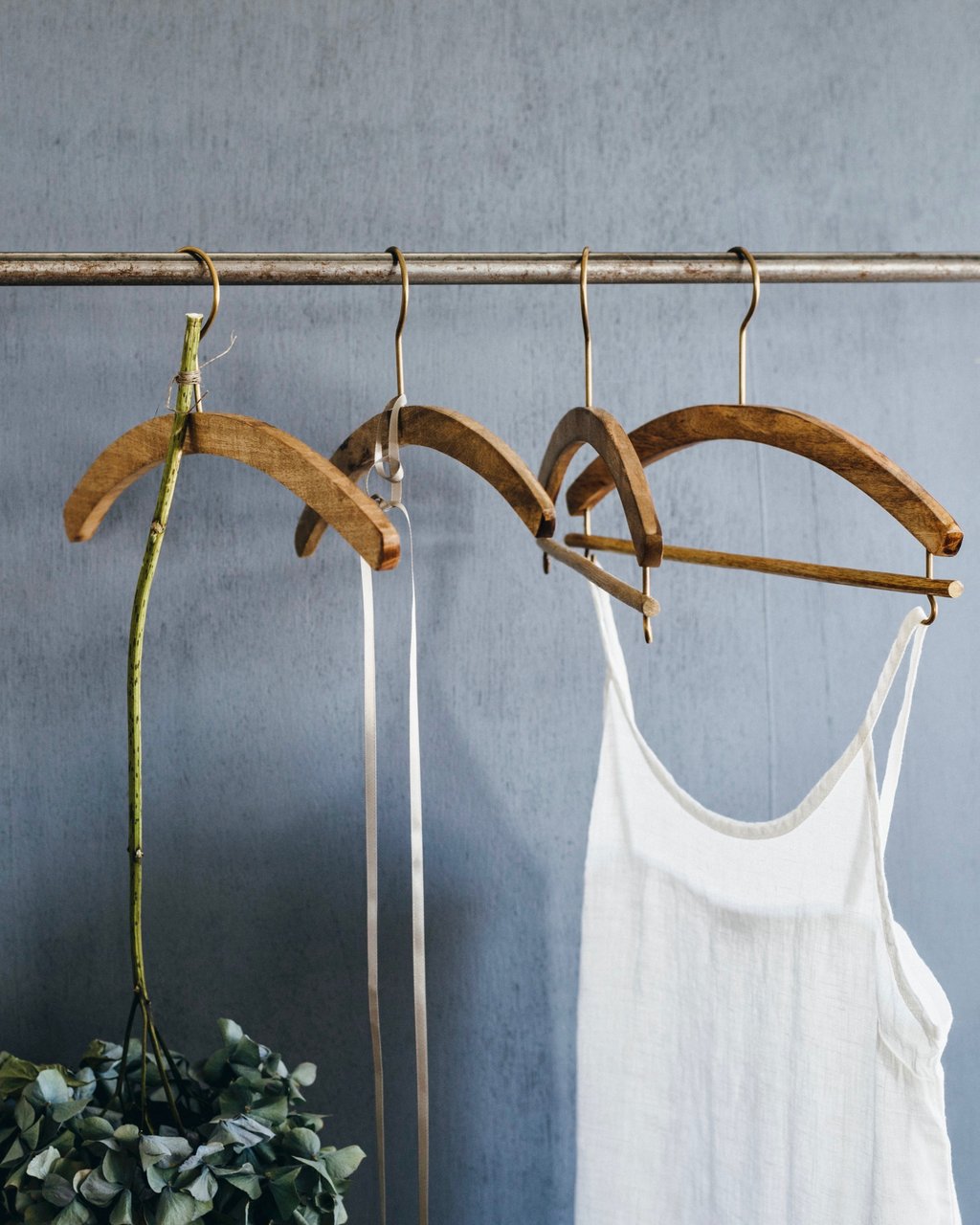 Wood Shirt Hanger